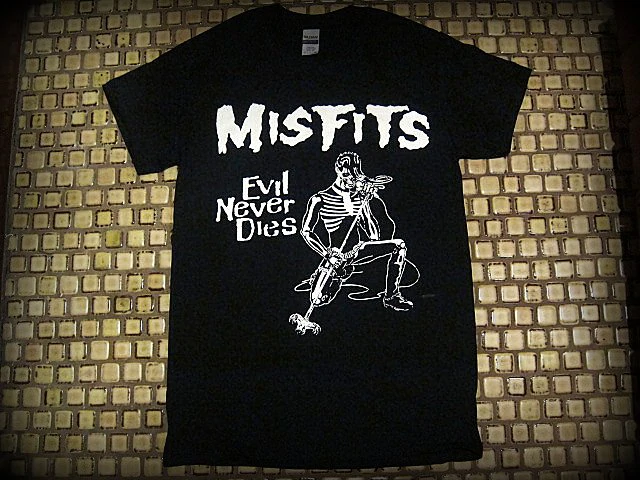 Misfits -EVIL NEVER DIES - UNISEX T- SHIRT